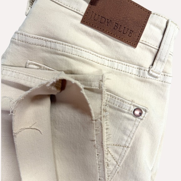 Judy Blue High Waist Cream Jeans Size 5/27 Garment Dyed Raw Hem NWT - Picture 11 of 14